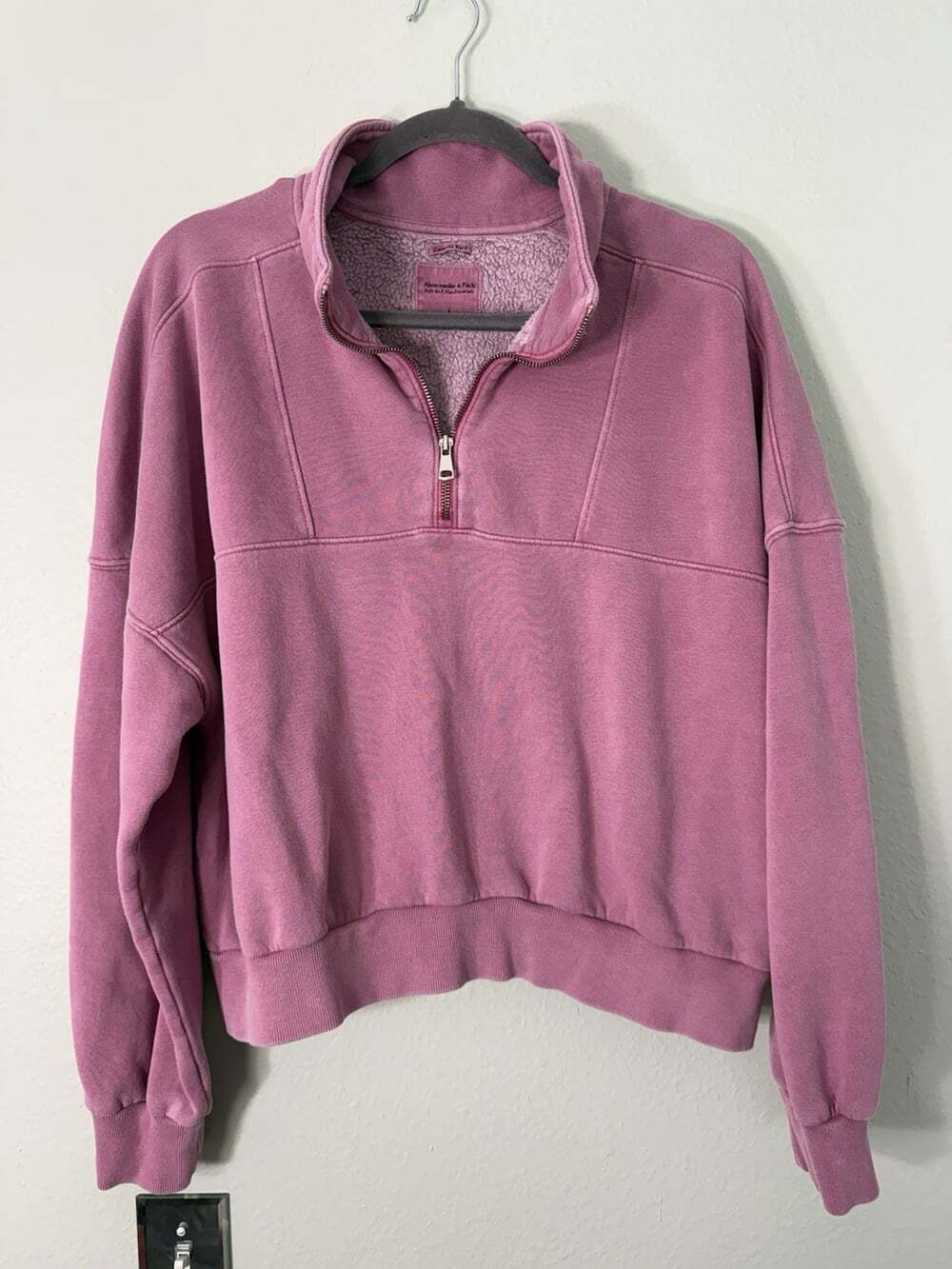 Abercrombie & Fitch Soft A&F Max Essentials Pink 1/4 Zip - Size Large
